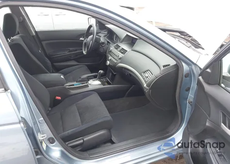 2011 Honda Accord 2.4 Lx z USA, uszkodzony, nr VIN 1HGCP2F32BA146128